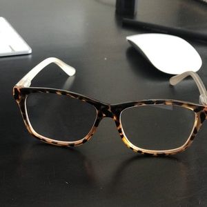 Lulu Guinness reading +2.50 glasses